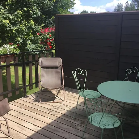 Ferme Avec Piscine Couverte Sur Grand Domaine - Fr-1-582-515 ベッド・アンド・ブレックファスト *