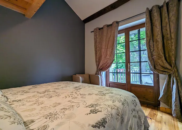 Ferme Avec Piscine Couverte Sur Grand Domaine - Fr-1-582-515 Saint-Romain-Lachalm