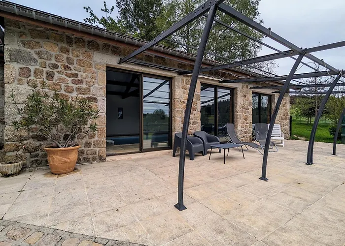 Ferme Avec Piscine Couverte Sur Grand Domaine - Fr-1-582-515 Saint-Romain-Lachalm